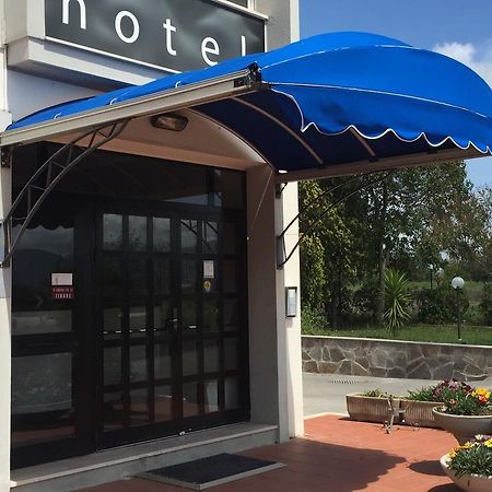Hotel Letizia Follonica Exterior photo