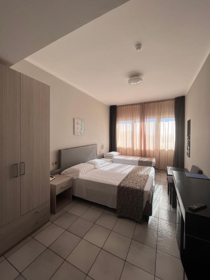 Hotel Letizia Follonica Exterior photo
